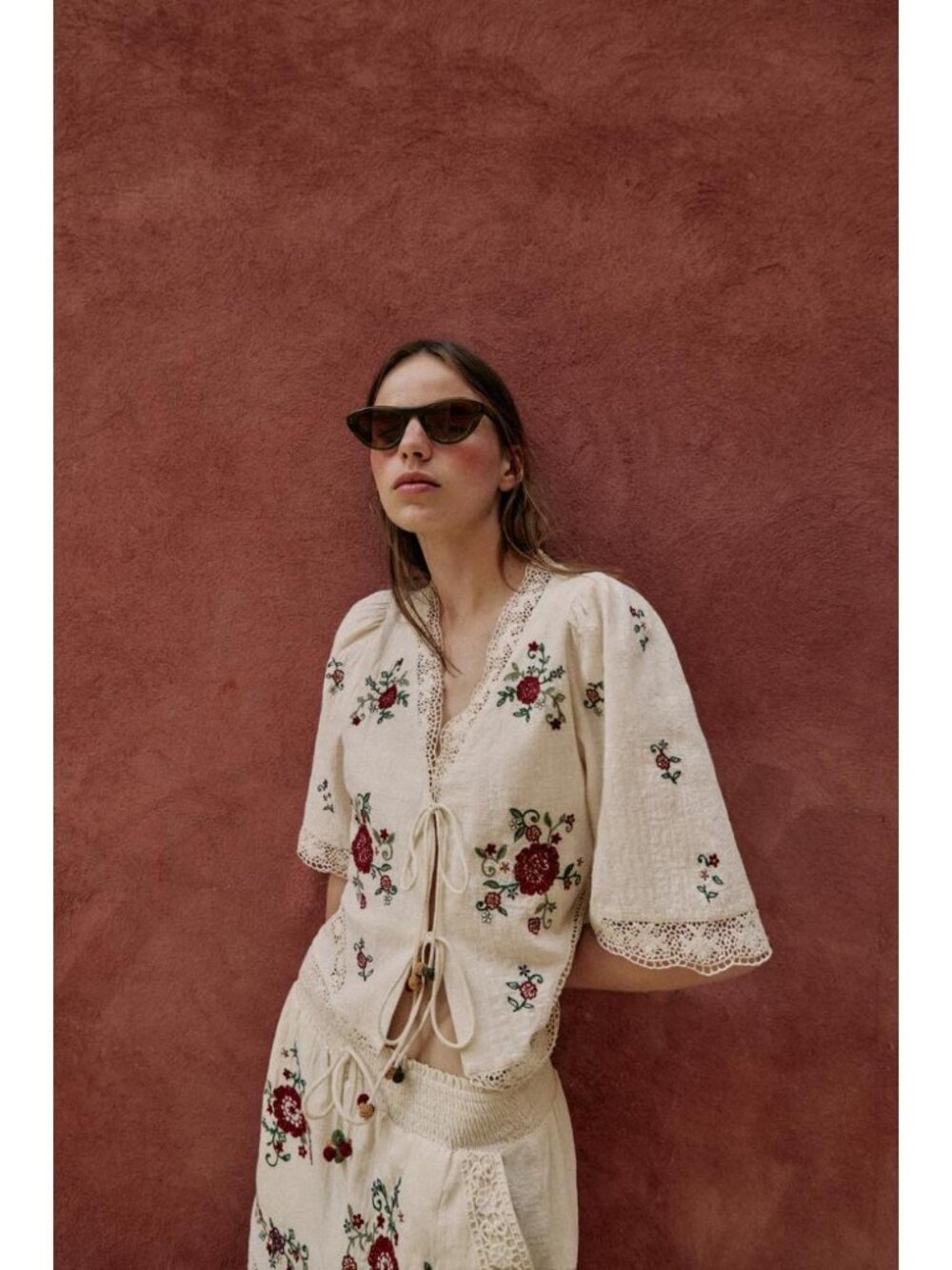 ZARA EMBROIDERED FLORAL TOP - Picture 3 of 9